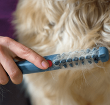 Load image into Gallery viewer, Electric Pet Grooming Comb